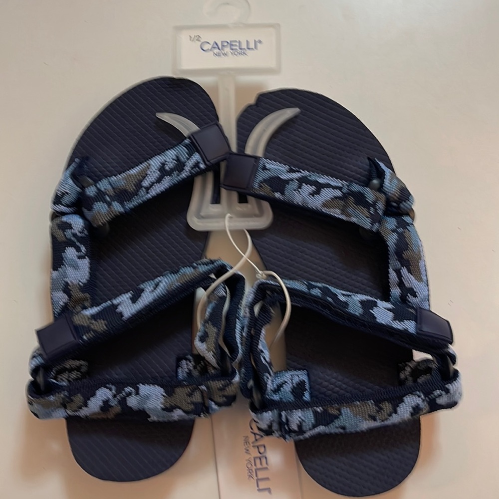 Capelli New York sandals